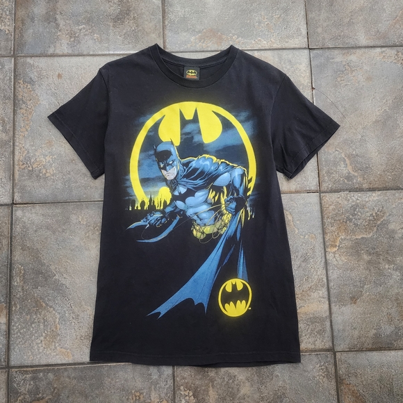 Batman Other - Vintage Y2K Batman Men's Small Heed The Call The Dark Knight DC T Shirt